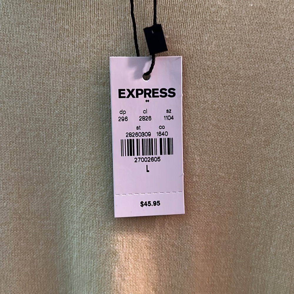Express Sweater - Picture 3 of 4